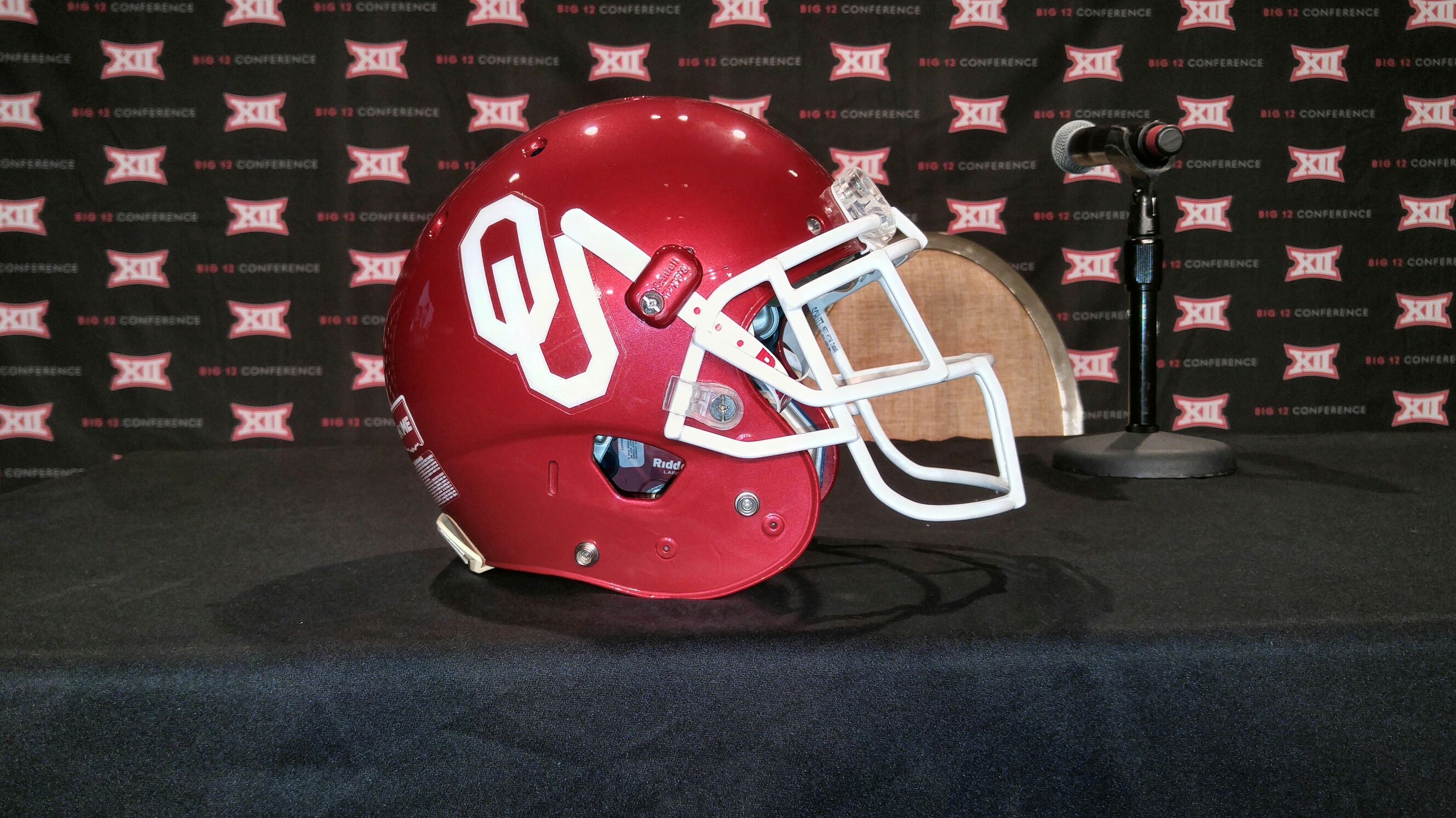 OU helmet on desk