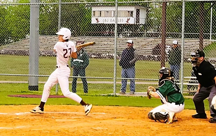 burnet-girls-soccer-wins-three-straight-to-remain-in-first-in-district
